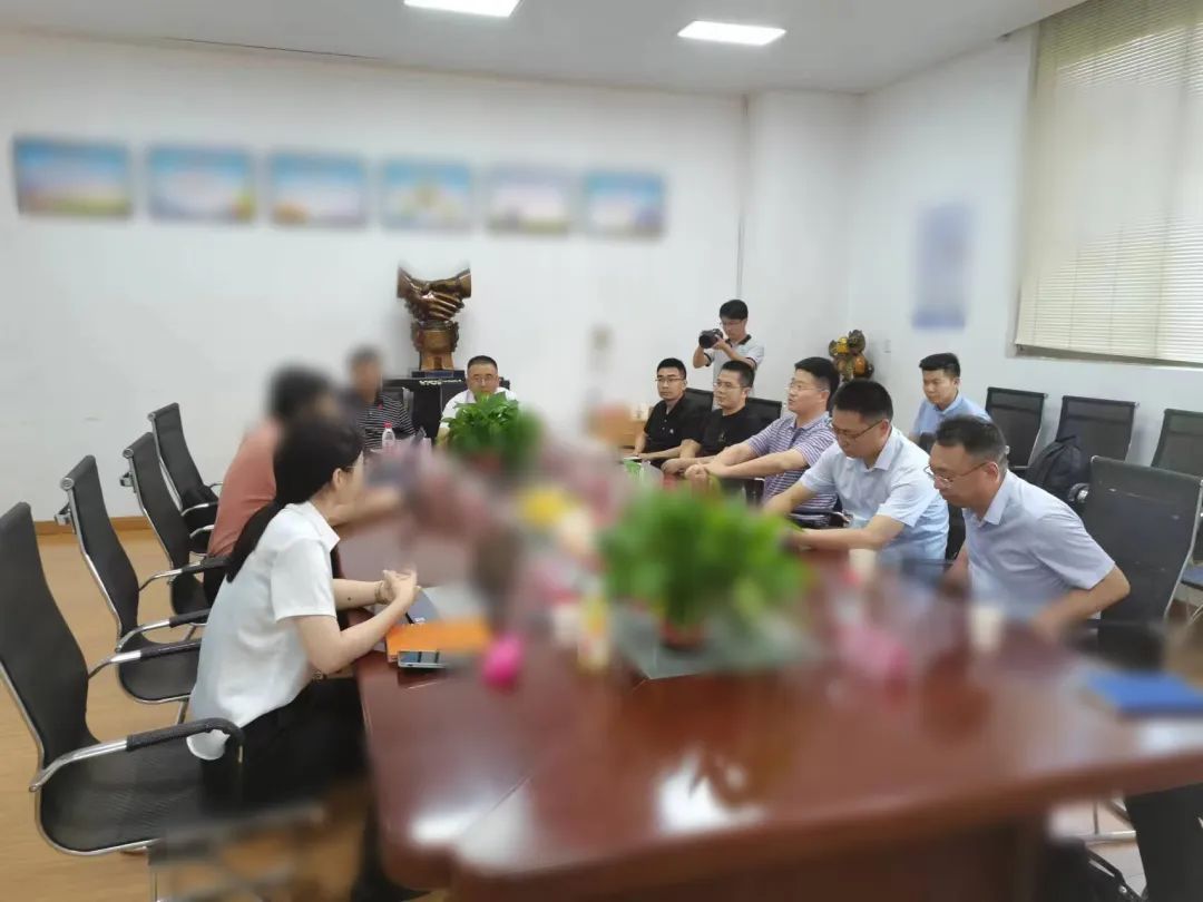 與哈工大等知名院校達(dá)成產(chǎn)學(xué)研合作，上汽等大型車企供應(yīng)商！安徽某地方政府實(shí)地調(diào)研高端液壓設(shè)備制造投資選址項(xiàng)目