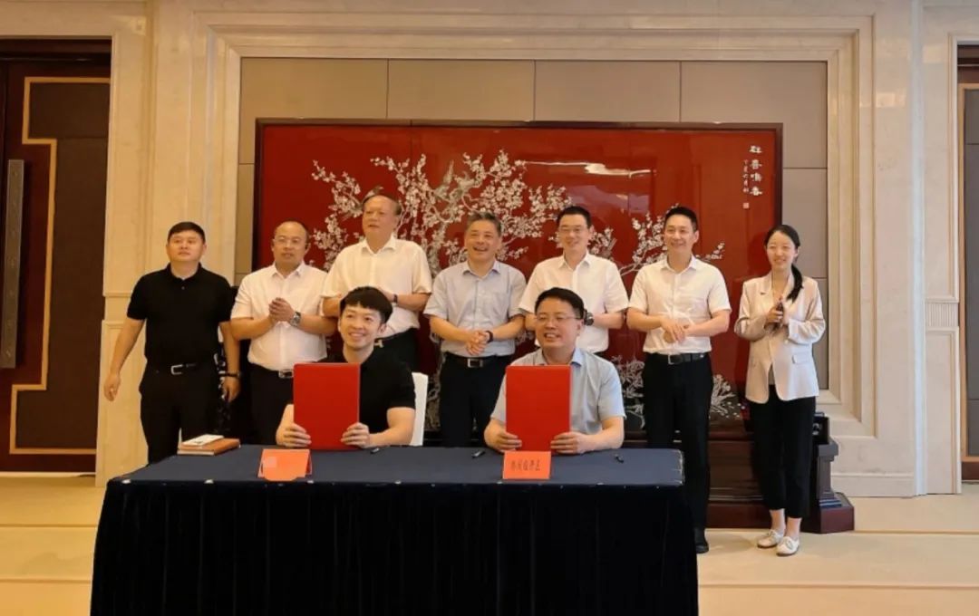 上海東方龍商務(wù)集團(tuán)2024年度專業(yè)招商十大新聞熱點(diǎn)一睹為快！