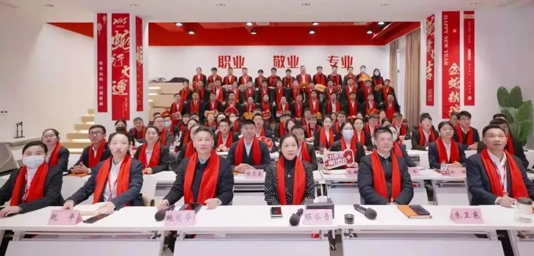 爆火！DeepSeek也太懂上海東方龍商務(wù)集團(tuán)了！